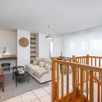 Apartment Le Montblanc & Rooftop Lyon